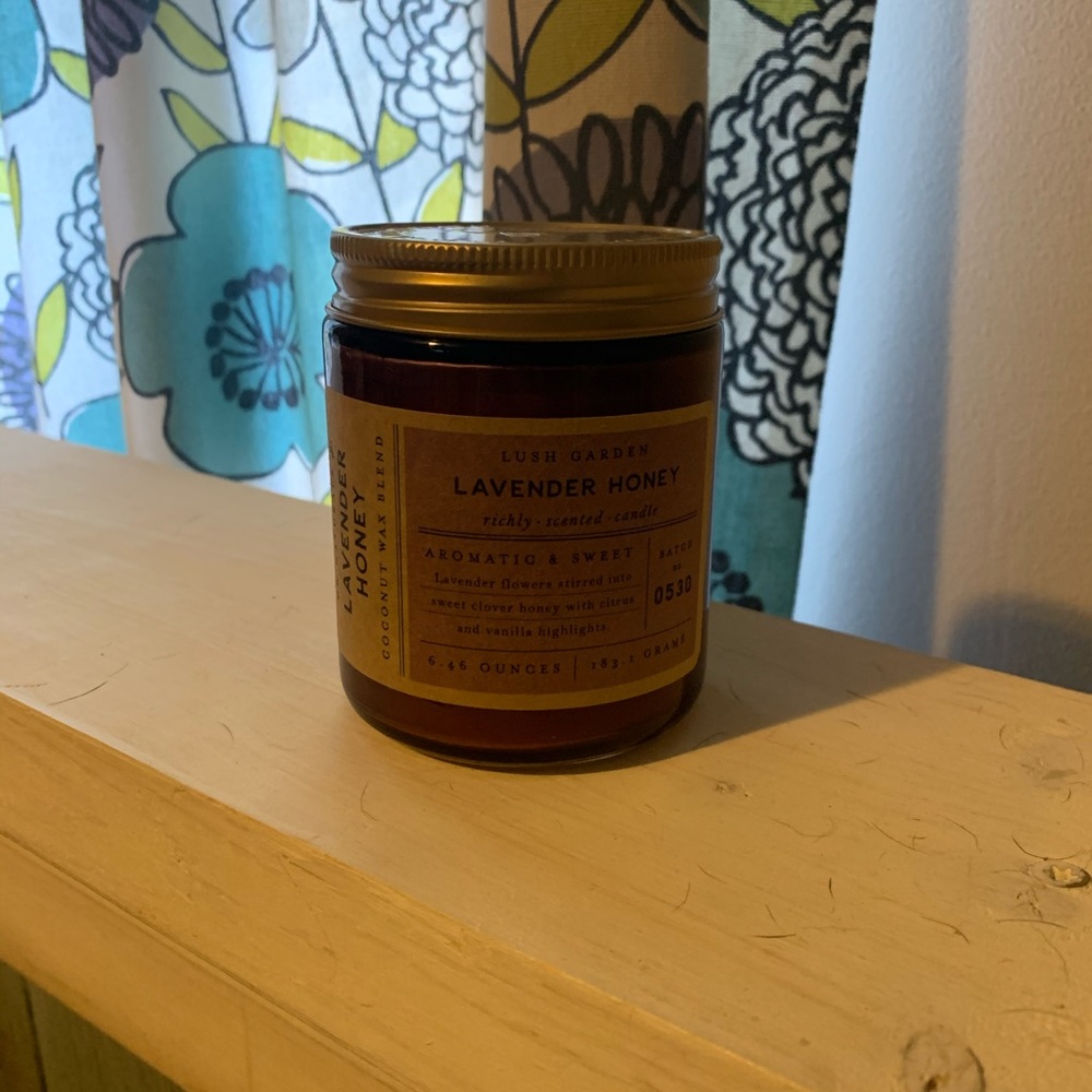 DW Naturals Lavender & Honey Candle